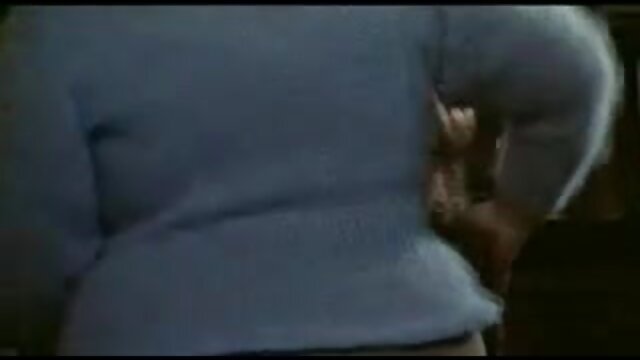 LESBIAN CHƠI phim sex xx 18 VỚI DILDO -bymn