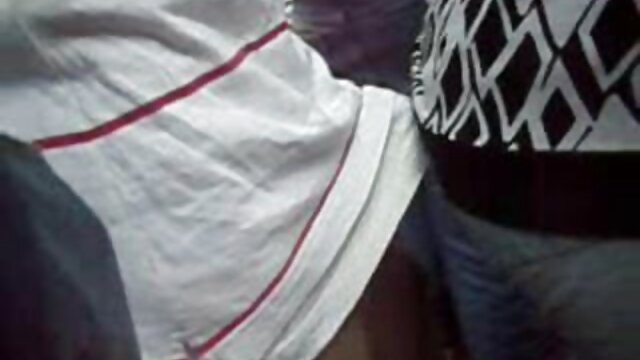 Tuyệt đẹp phim xx co trang người đức tóc vàng trong bodystocking kem pied