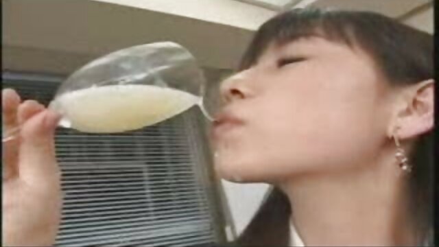 Tangi und phim xx ihre Mutter vernaschen ihren Freund