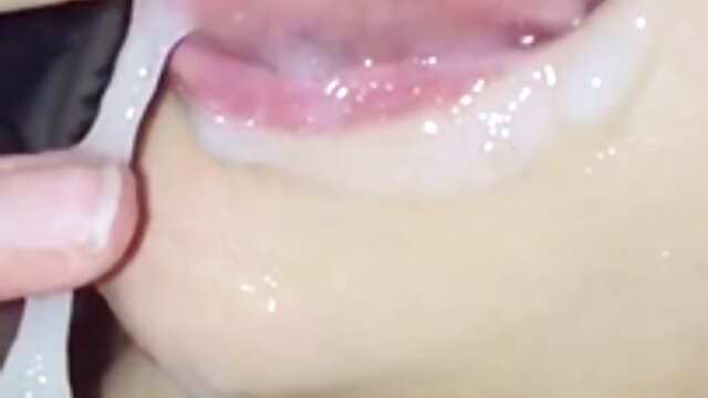 Sexy santa Nikki sinh vien xx được doggy phong cách quái trên anh ấy ghế sofa