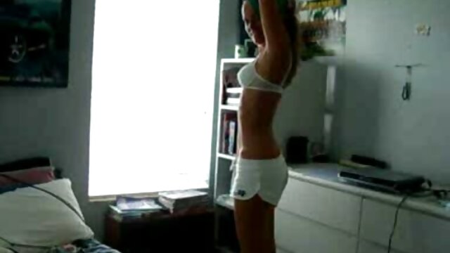 Brunette SỮA. Là phim xem xx và tức giận chó cái