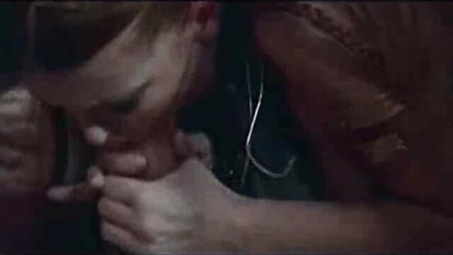 Đĩ tóc vàng cố gắng deepthroat phim sech xx blowjob