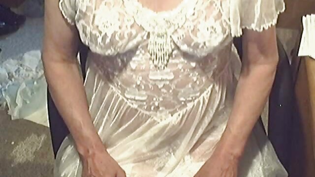 Claudia Leather phim xx sec Threesome